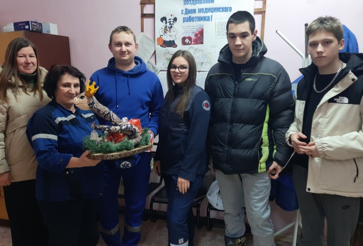 Продолжаем добрую новогоднюю акцию «Российский детский Дед Мороз».